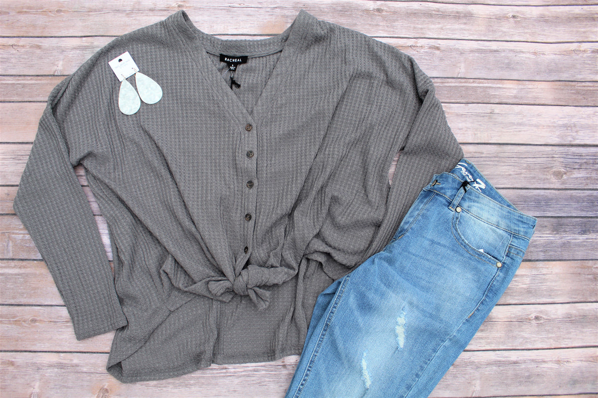 #StyleTipTuesday: The Front Knot