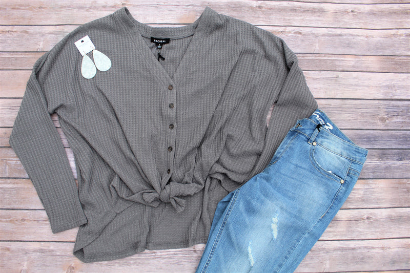 #StyleTipTuesday: The Front Knot