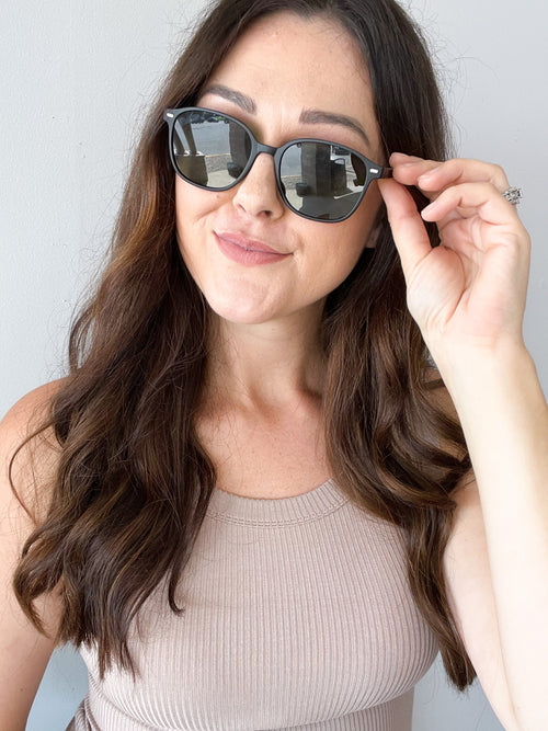 Sunny Days Sunglasses / Matte Black