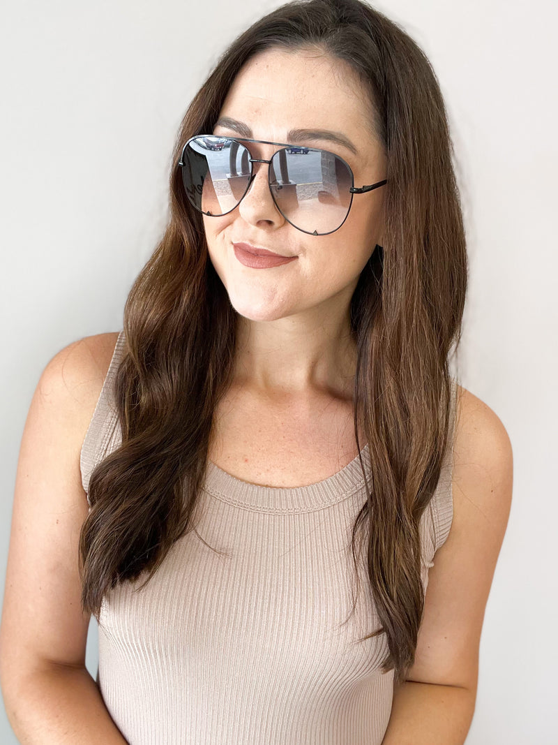 Malibu Aviator Sunglasses / Black Ombre Lense