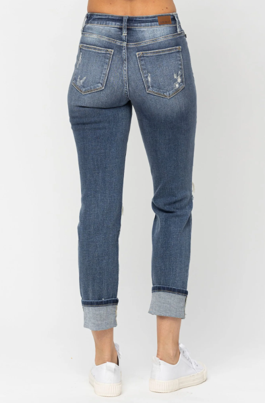 Judy Blue Mid Rise Distressed Boyfriend Jeans