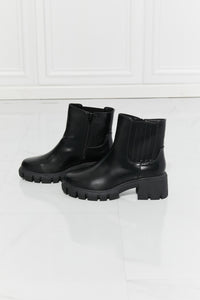 What It Takes Lug Sole Chelsea Boots in Black ONLINE EXCLUSIVE