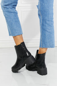 What It Takes Lug Sole Chelsea Boots in Black ONLINE EXCLUSIVE