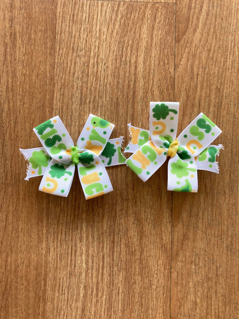Kiss me I'm Lucky Clip-on Nylon Hairbow