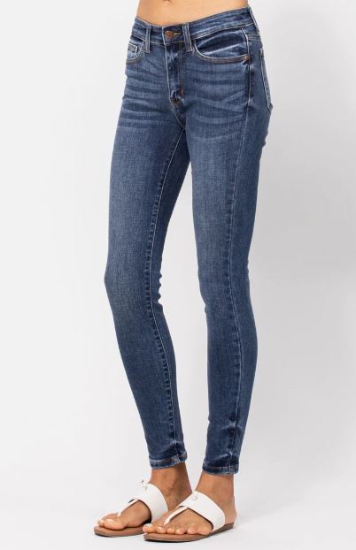 Judy Blue Mid Rise Handsand Skinny Jeans / Size 24
